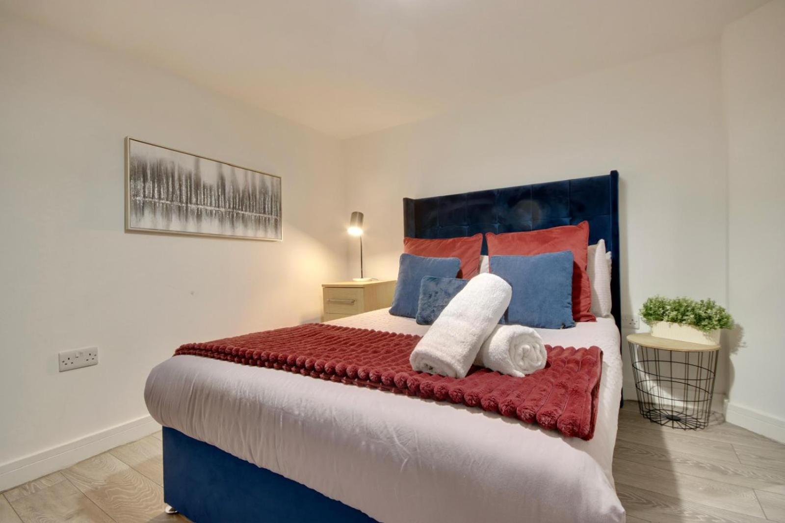 Southsea Getaway Apartment With Pool Table And Hot Tub Portsmouth Exterior photo